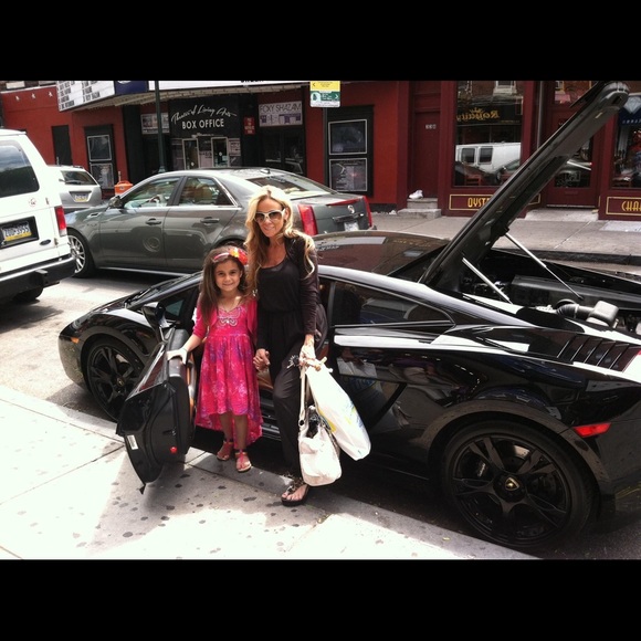 Handbag - Picture 5 of 13